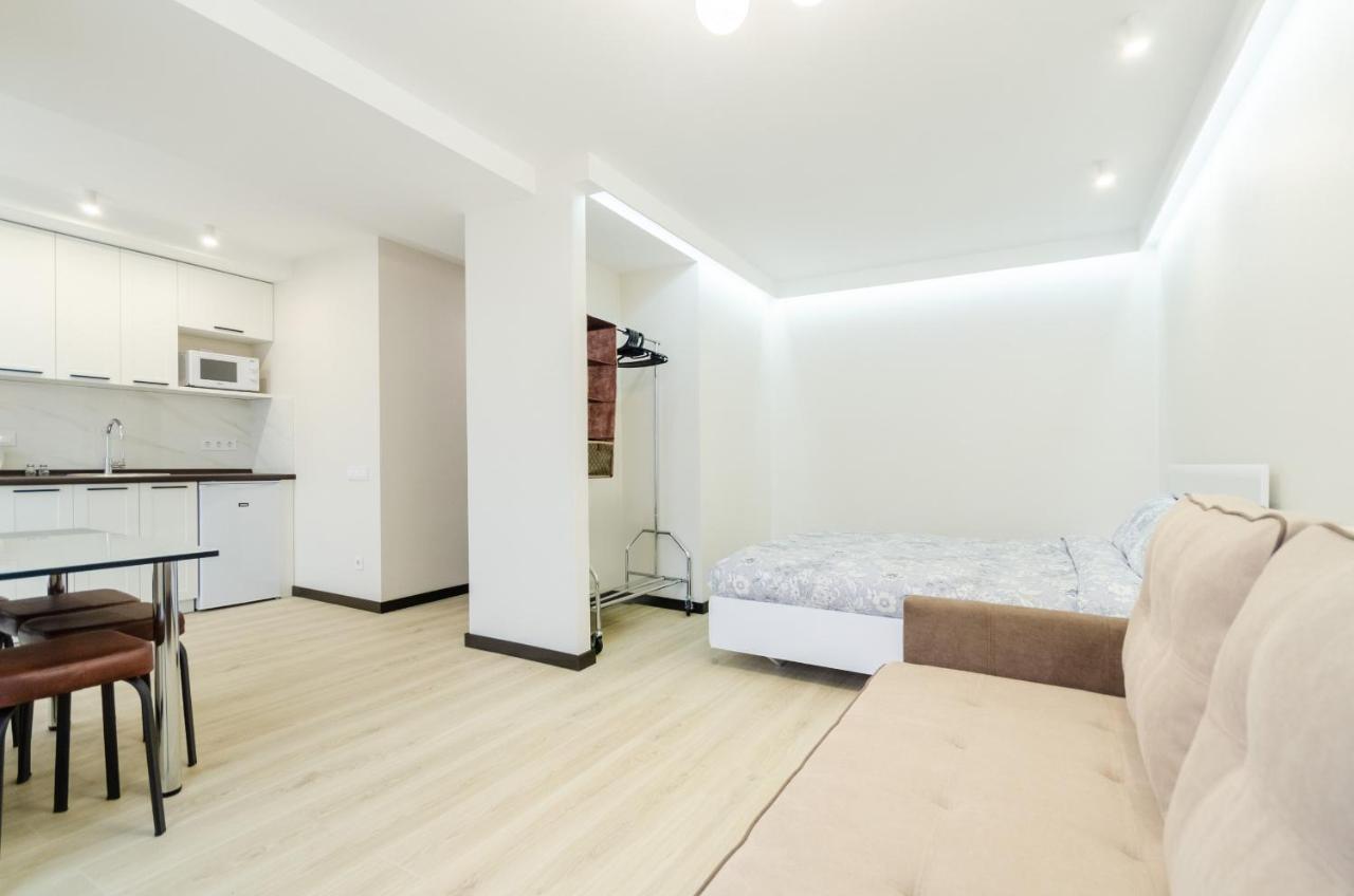 Artal Apartment On Obolonsky Avenue 31 基輔 外观 照片