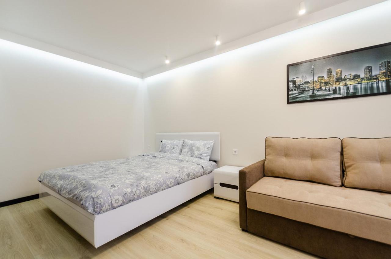 Artal Apartment On Obolonsky Avenue 31 基輔 外观 照片
